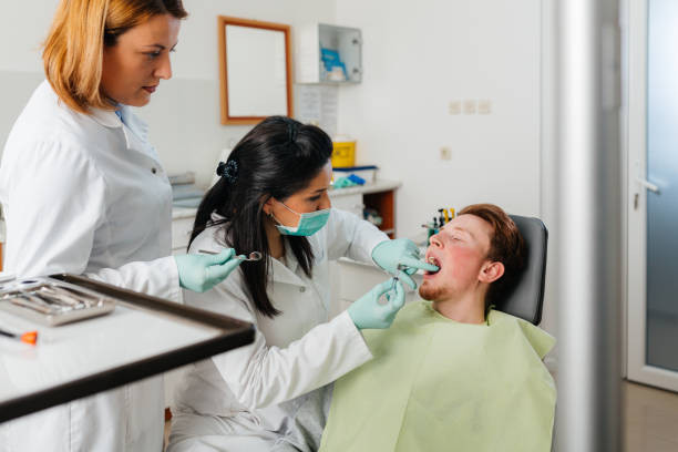 Best Cosmetic Emergency Dentistry in Moweaqua, IL